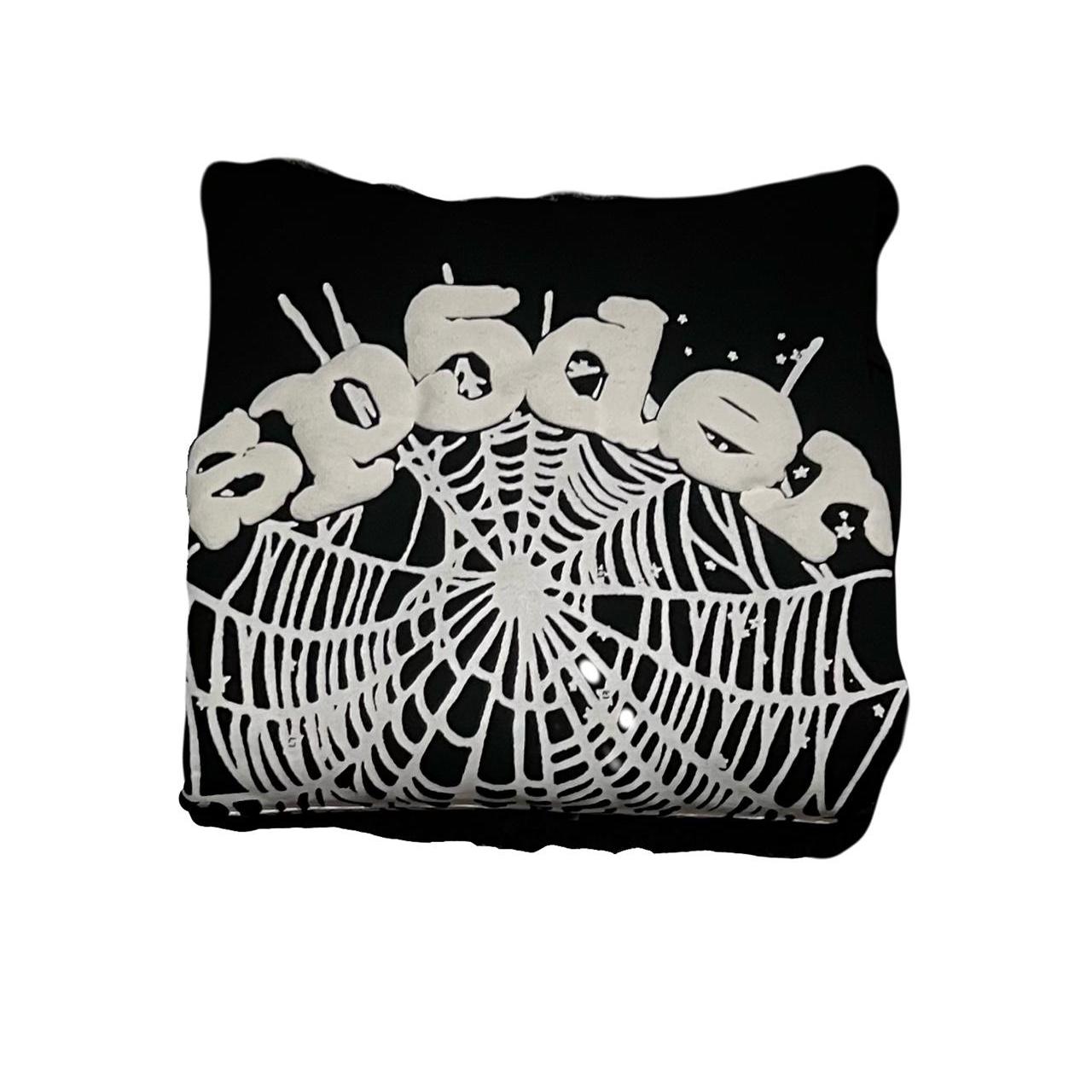 item listed by khanekiii