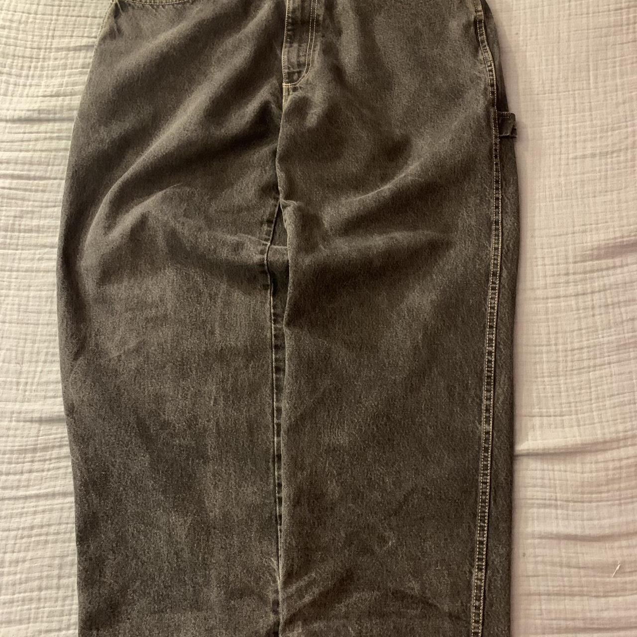 item listed by lockediniguana
