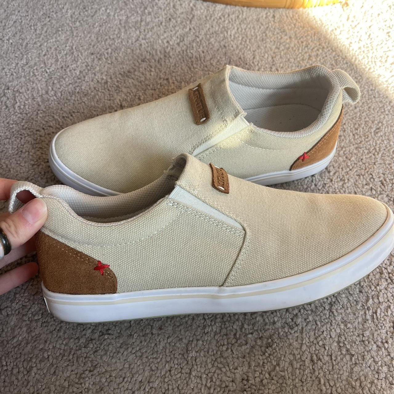 item listed by macychaps