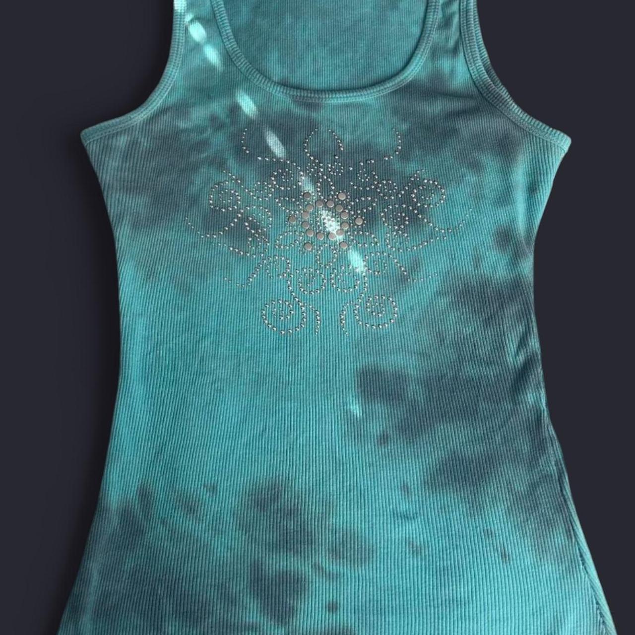 item listed by hellazellaa