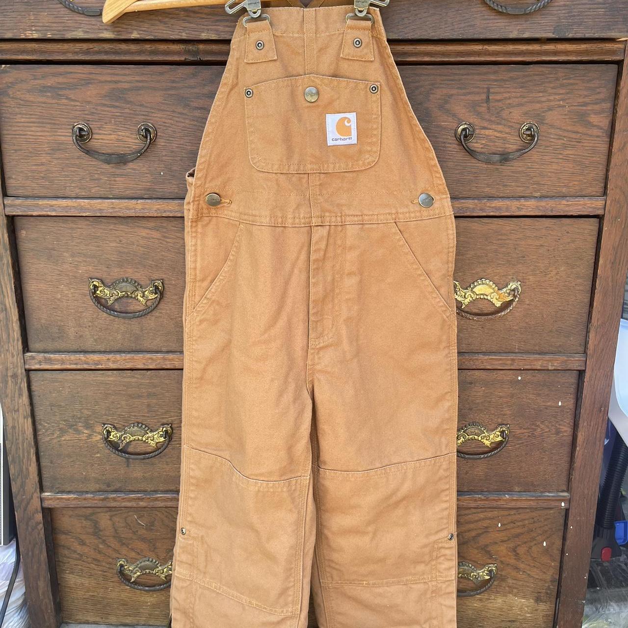 item listed by thrift4fashion