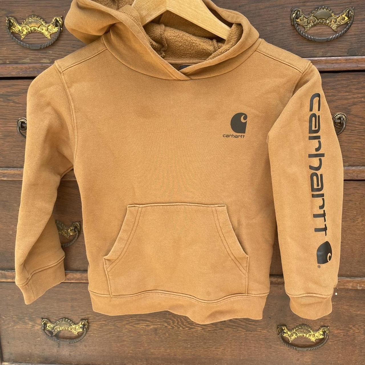 item listed by thrift4fashion