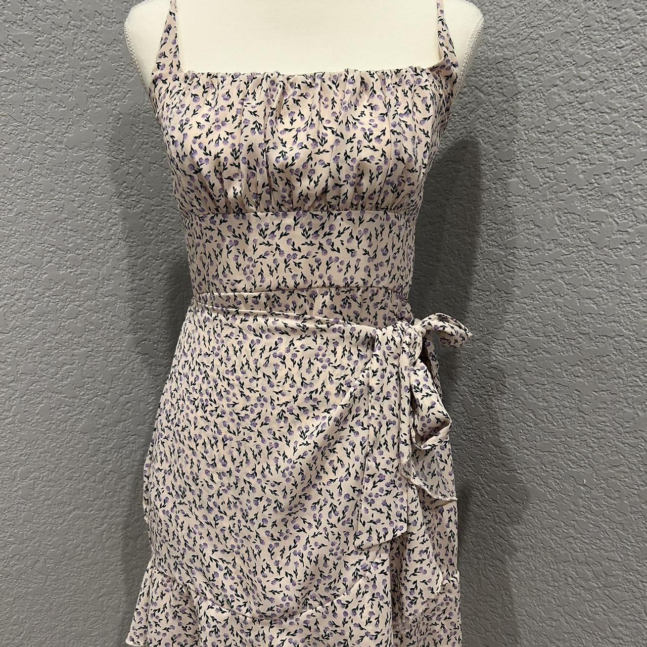 item listed by j3nnyhoooo