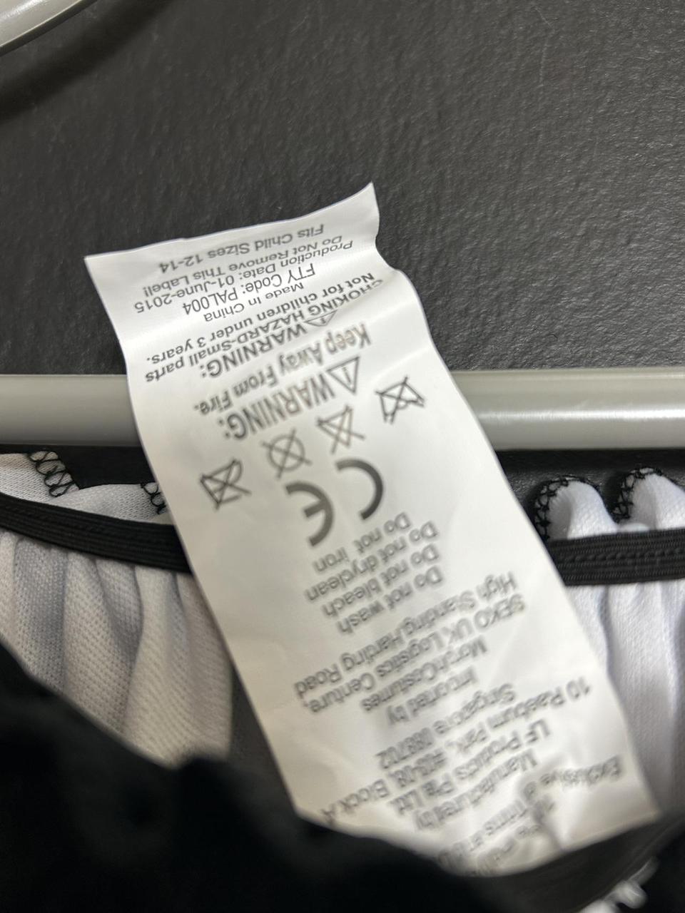 Preloved Women's Costume - Red/Black – Red and bl… - image 6