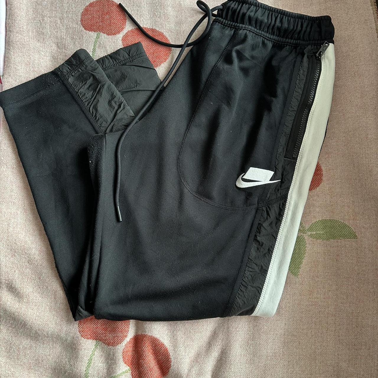 item listed by itsvintageduck