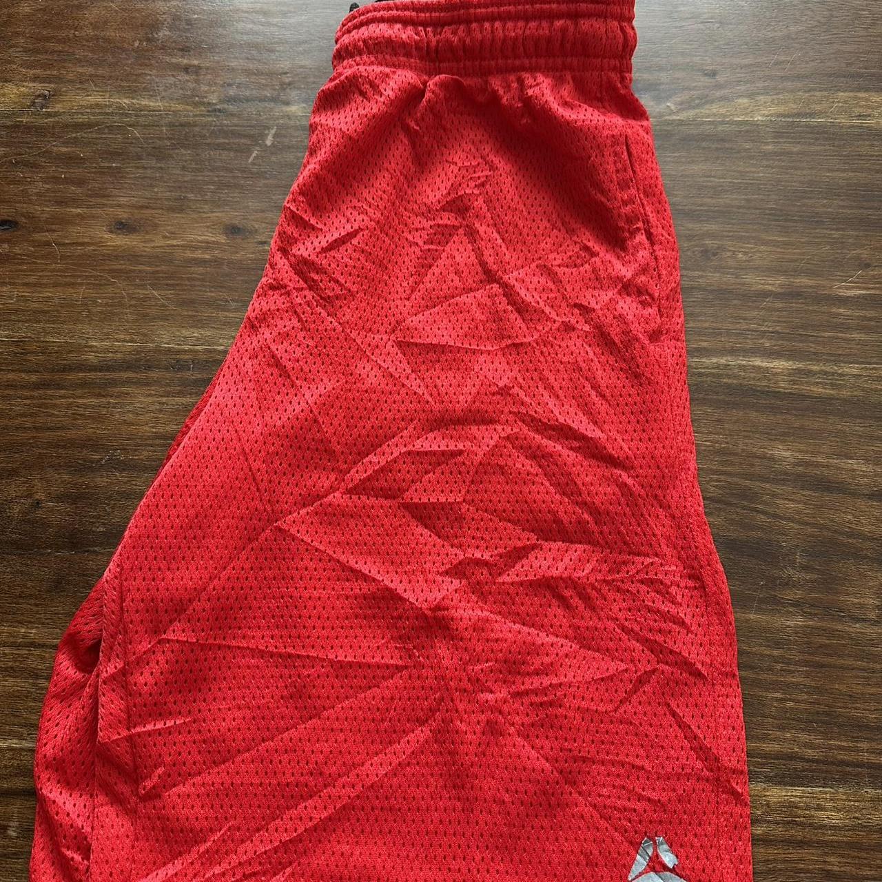 item listed by itsvintageduck