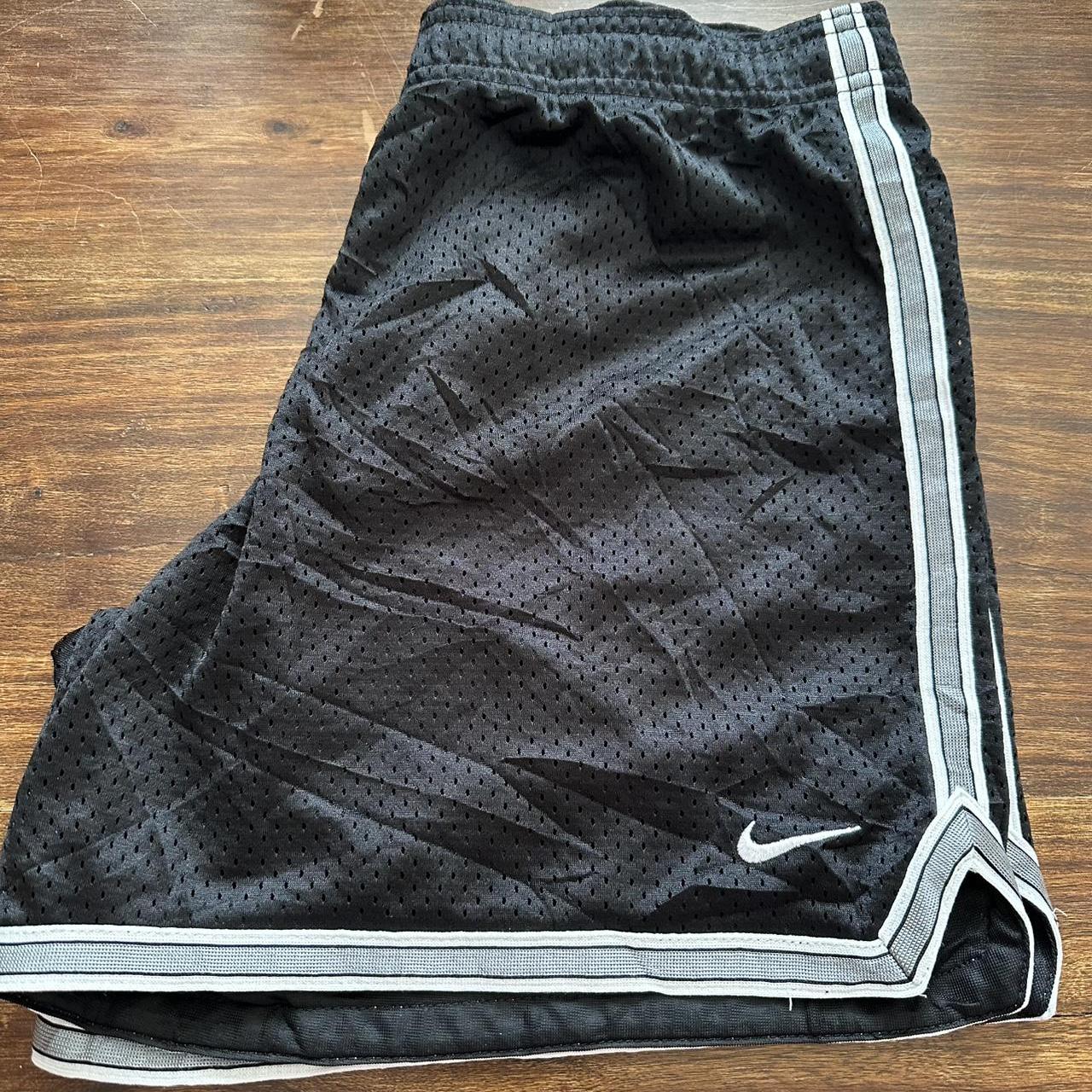item listed by itsvintageduck