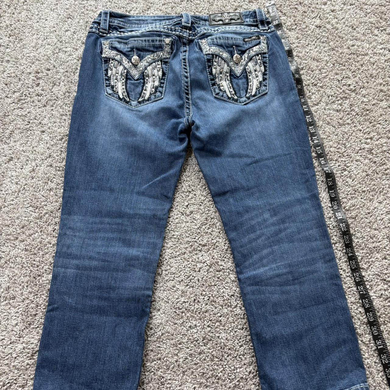 item listed by cyberprincesss