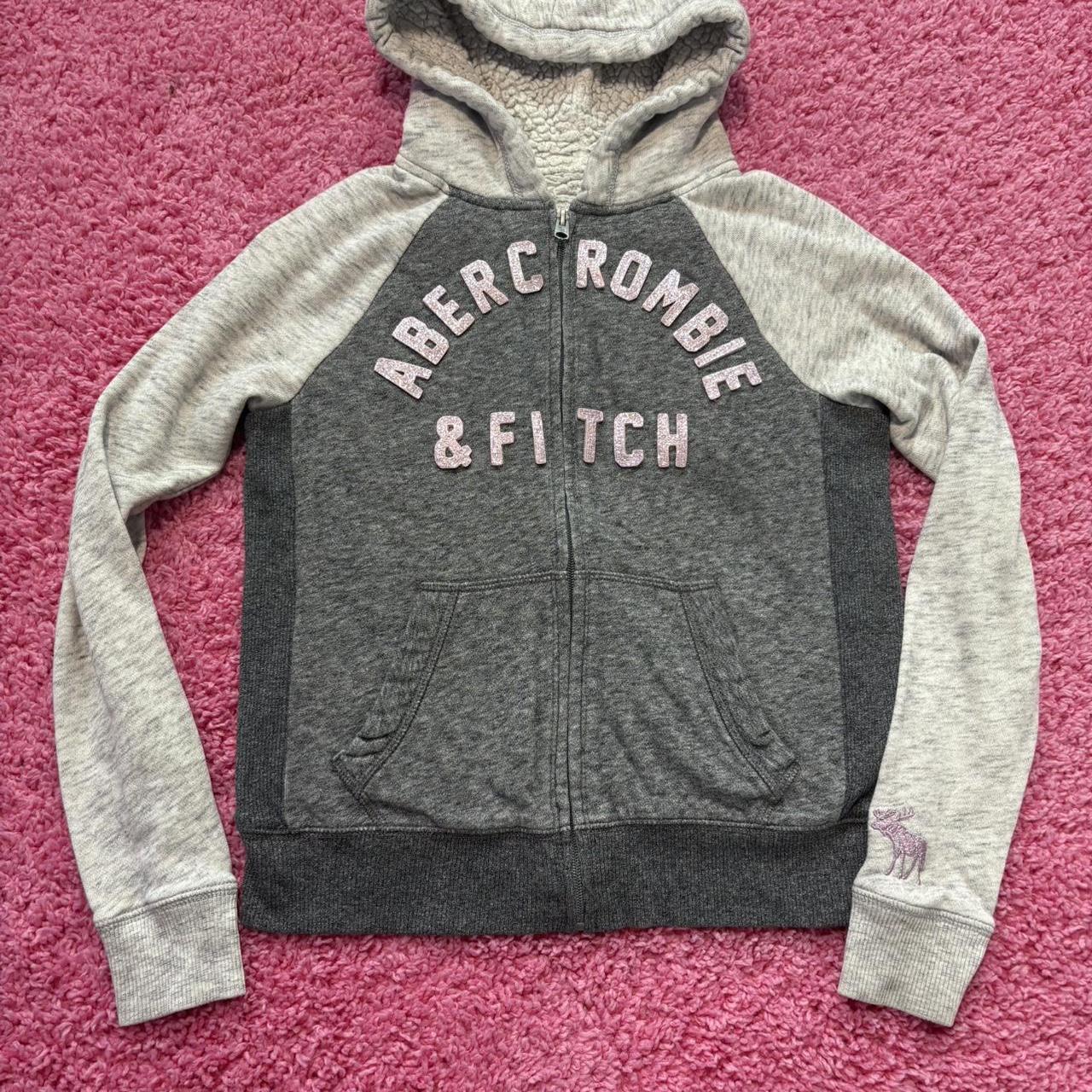item listed by cyberprincesss