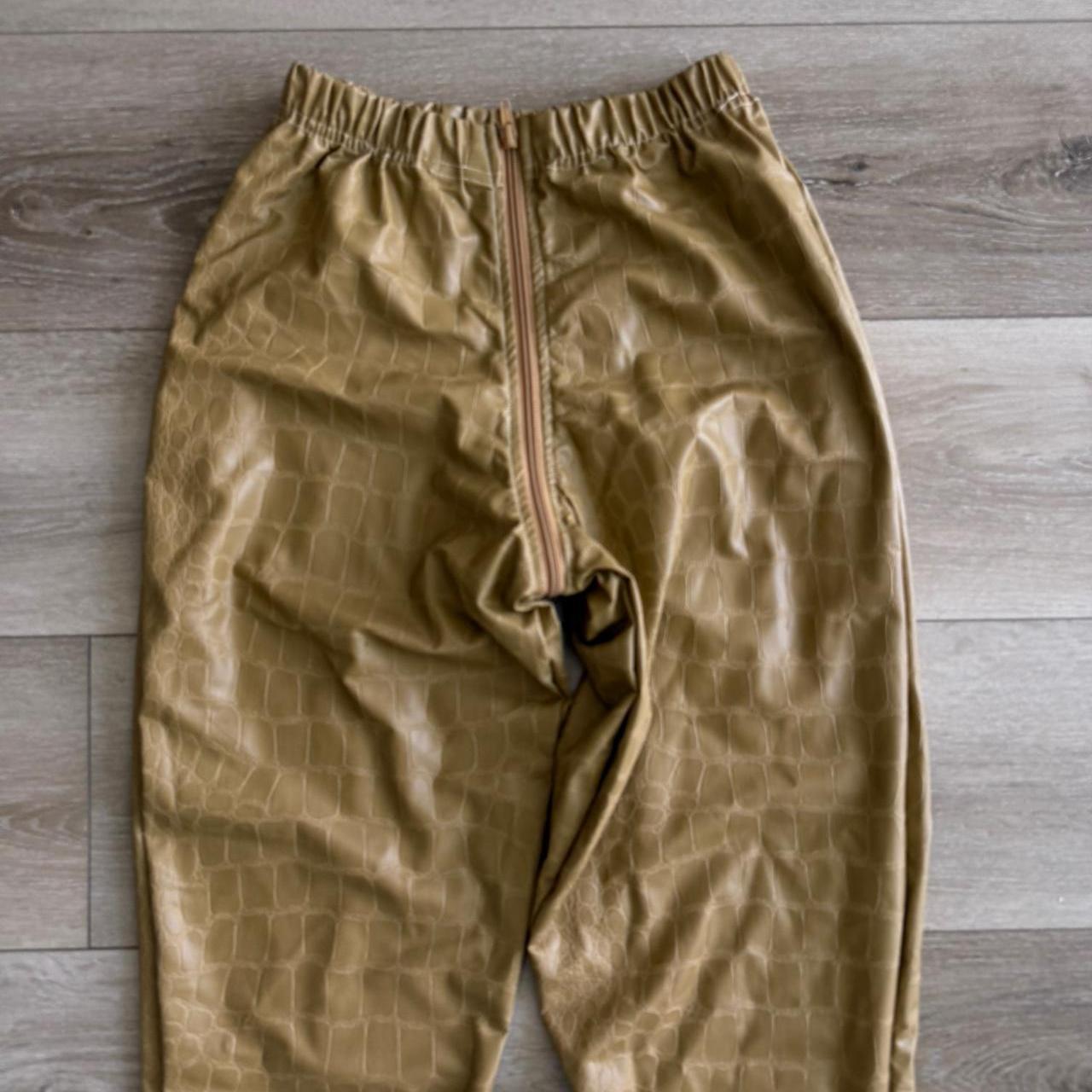 item listed by thefauxybrown