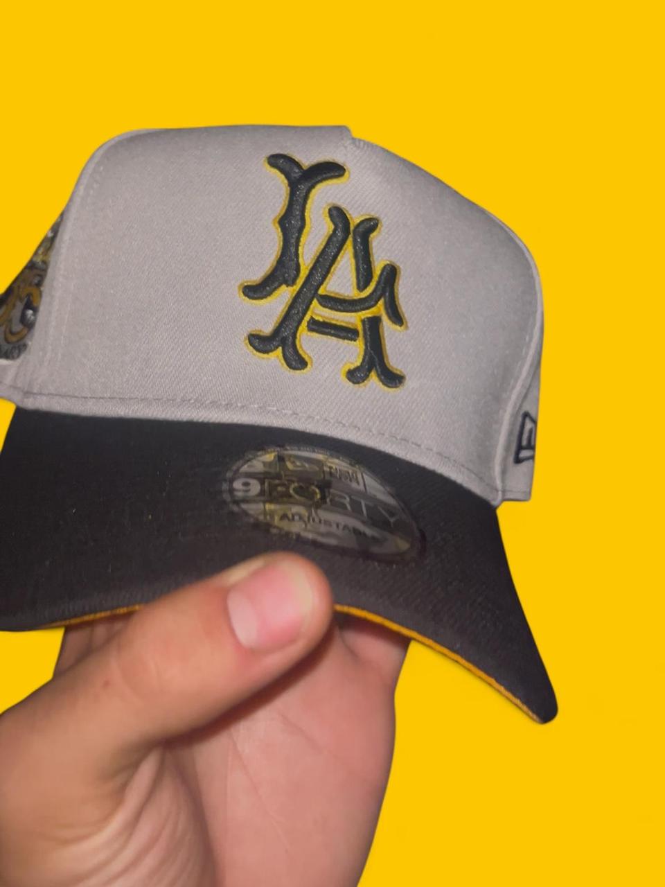 New Era Men's Caps - Grey/Multi – Grey and black … - image 2