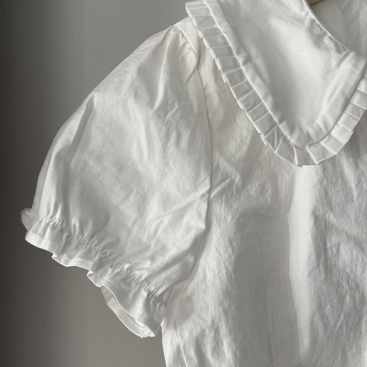 Brandy Melville rue top version 5 - white ruffle | Depop