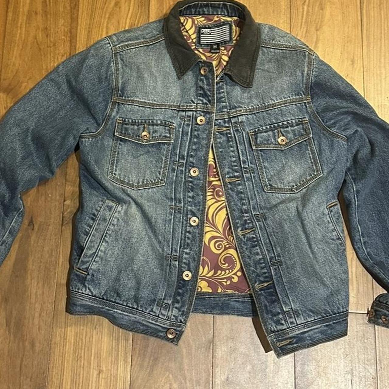 item listed by moogie_man