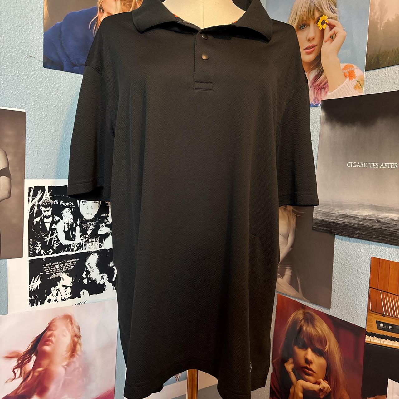 item listed by trinnnnxo