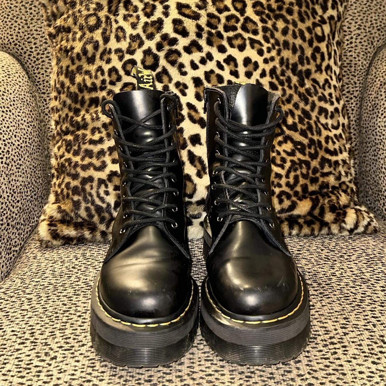 jadon boot dr martens sale