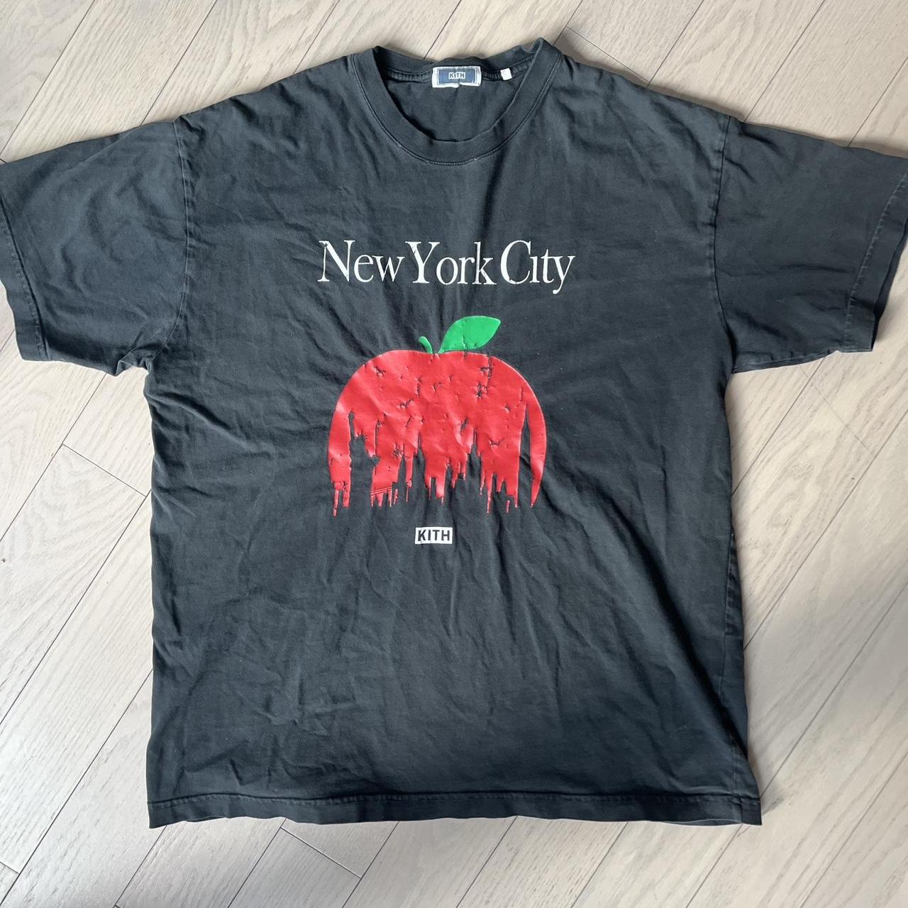 ☆ KITH Big Apple vintage tee グラフィックTシャツ ☆ KITH New York City Big Apple T-shirt size LARGE Msg | Depop