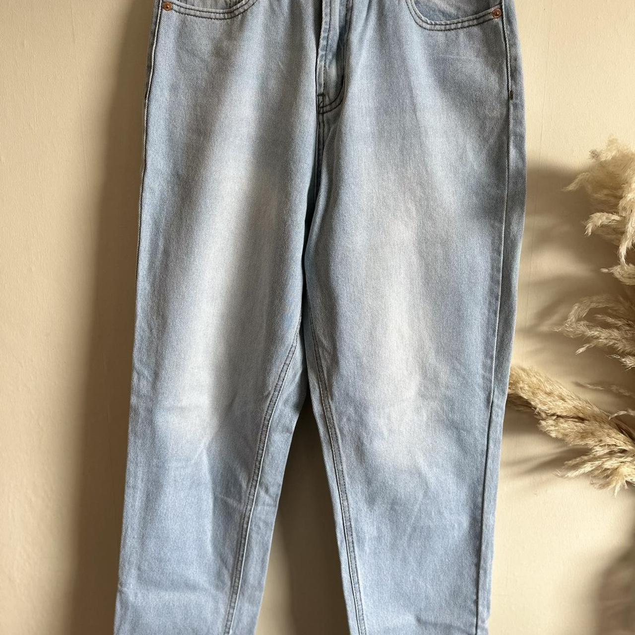 item listed by emiruna