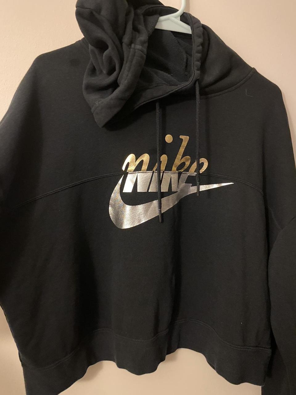 nike black and gold hoodie women's