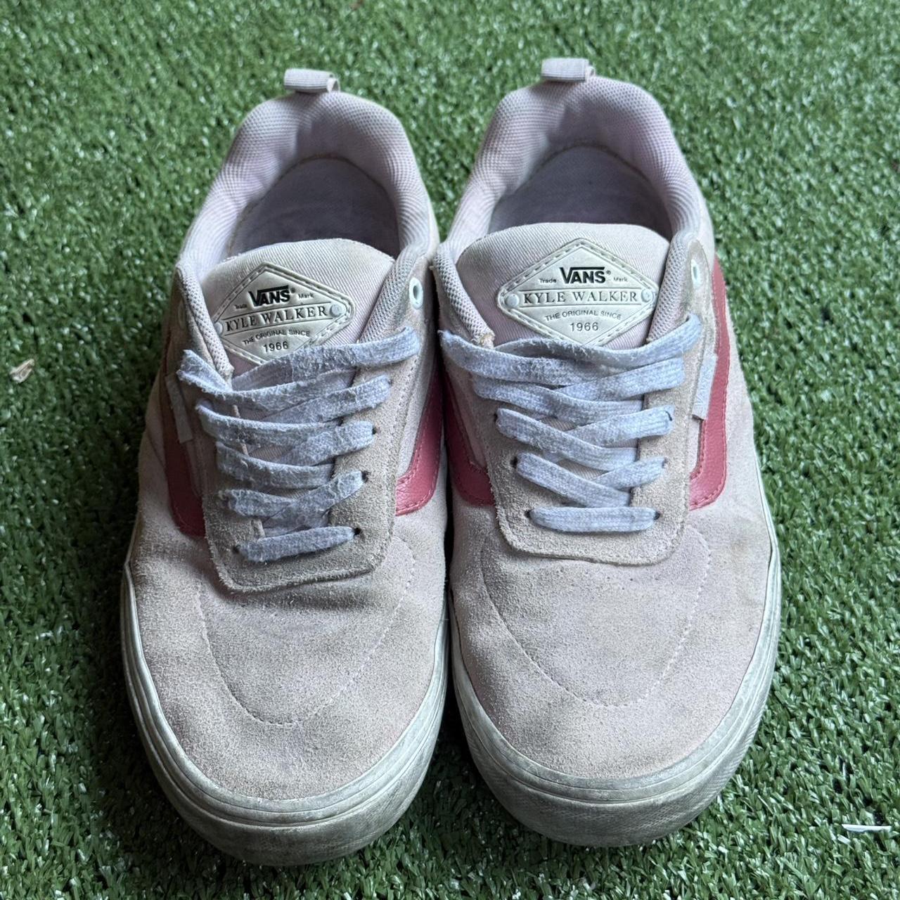item listed by rayaresells
