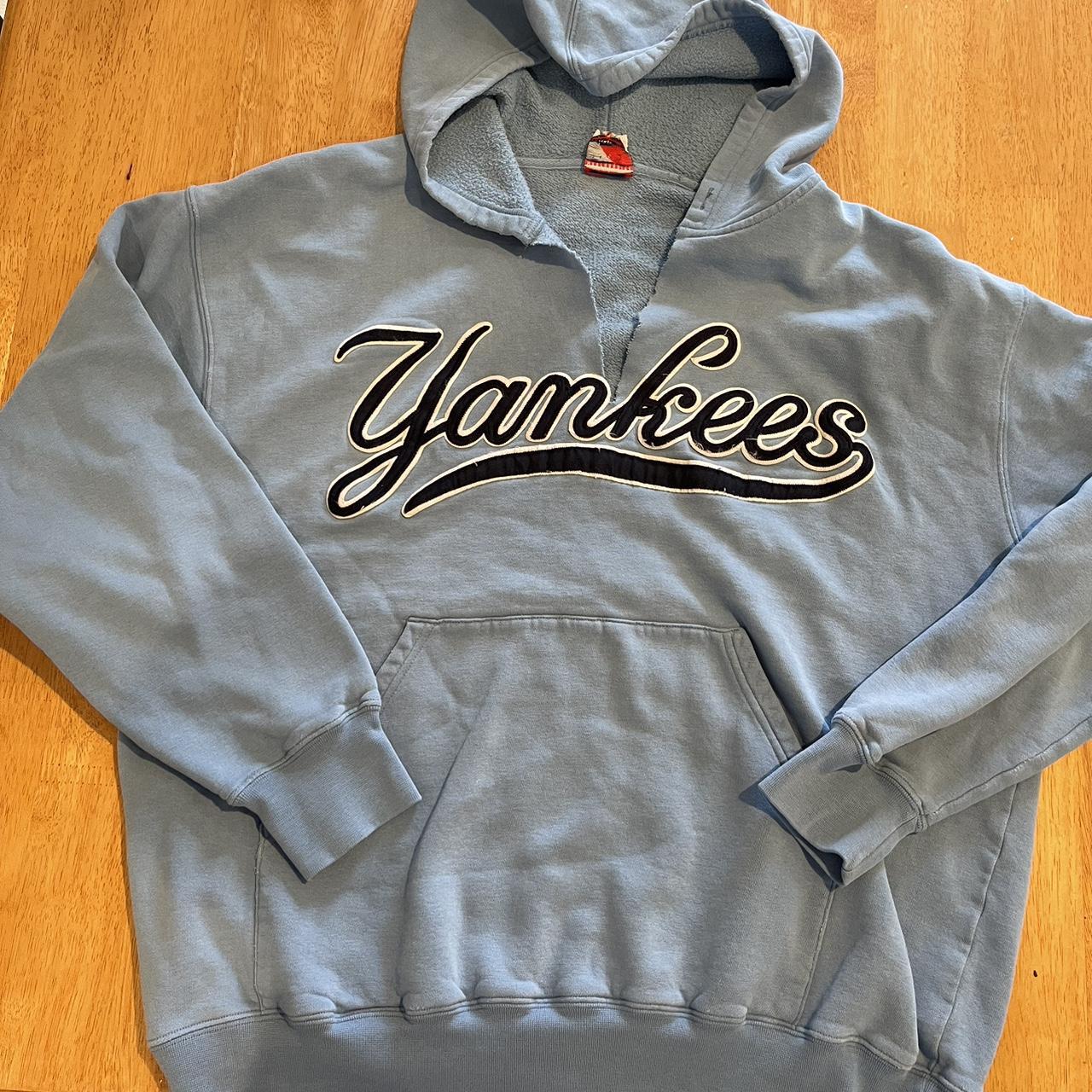 Vintage Y2K Yankees hoodie Fits like men’s large... - Depop