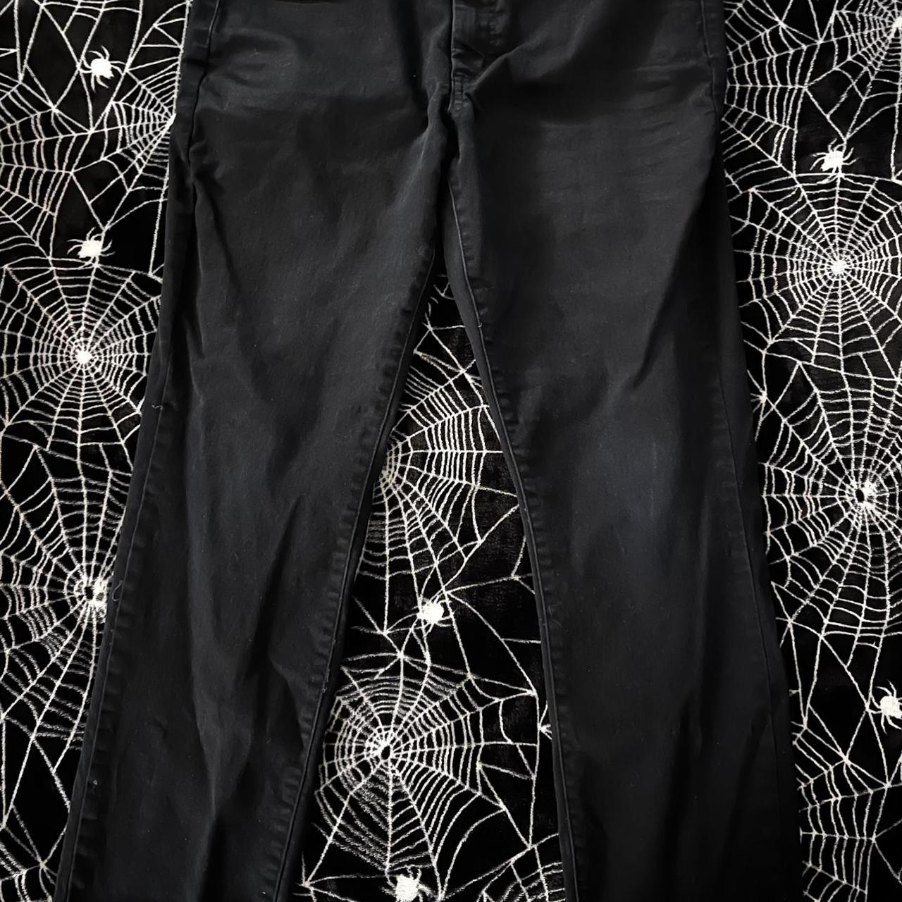item listed by arachnid_archives