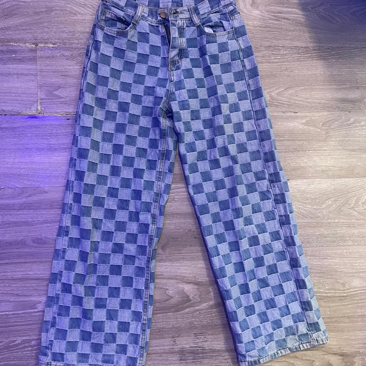 item listed by cherrykpoptart