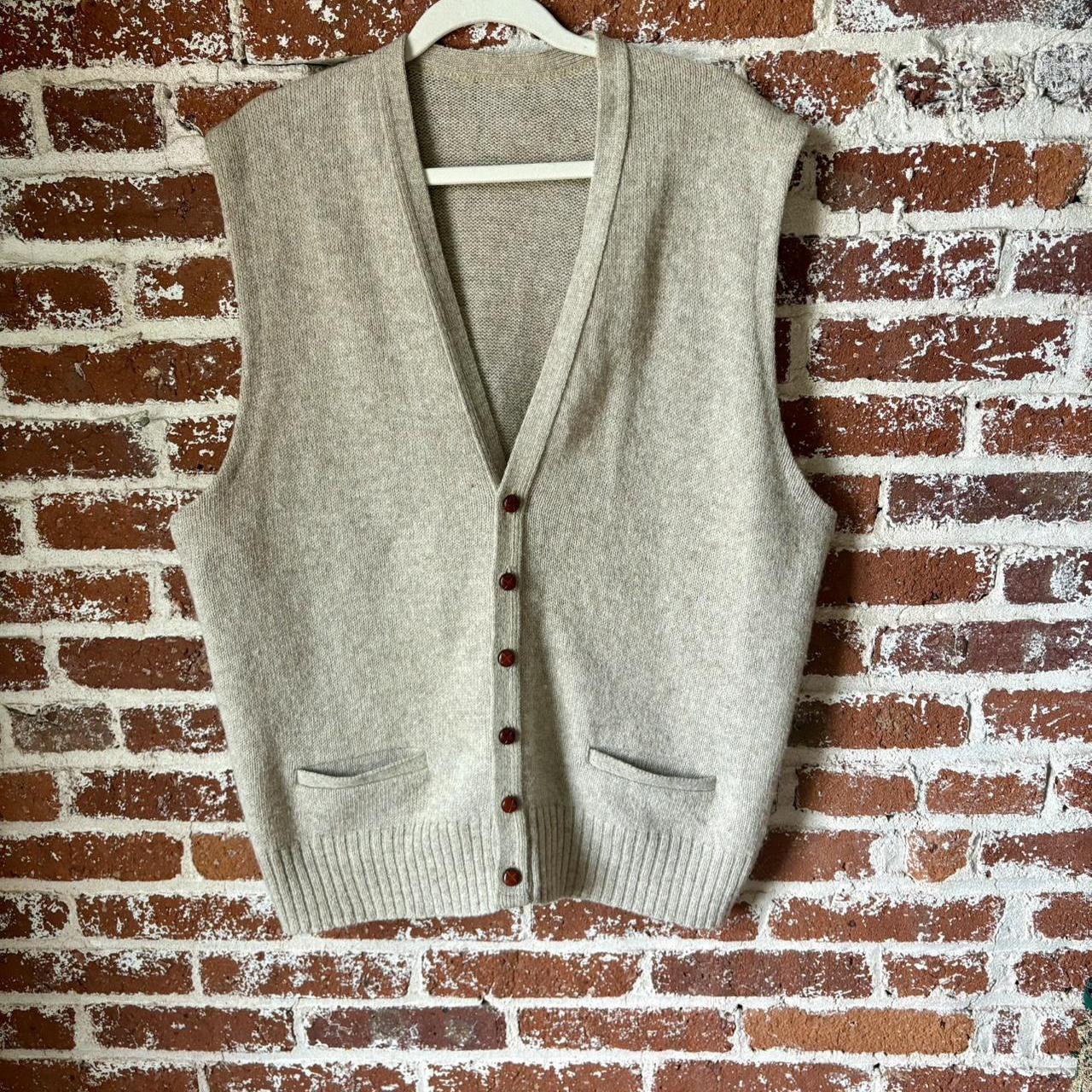 item listed by goinggreenthrifts