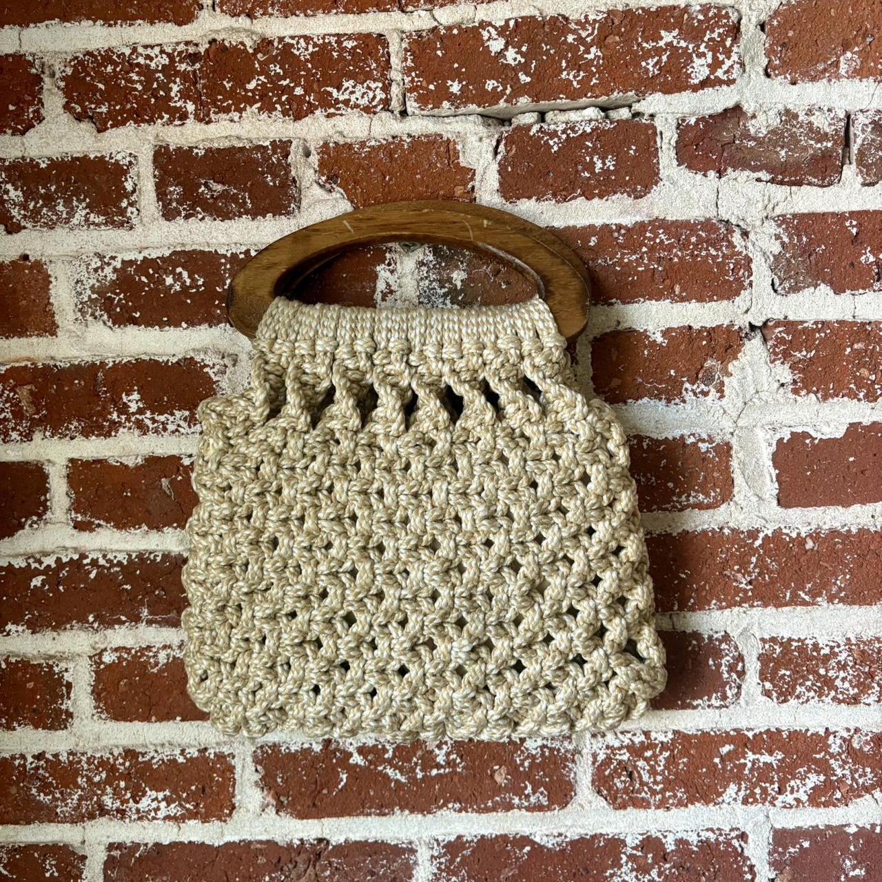 item listed by goinggreenthrifts