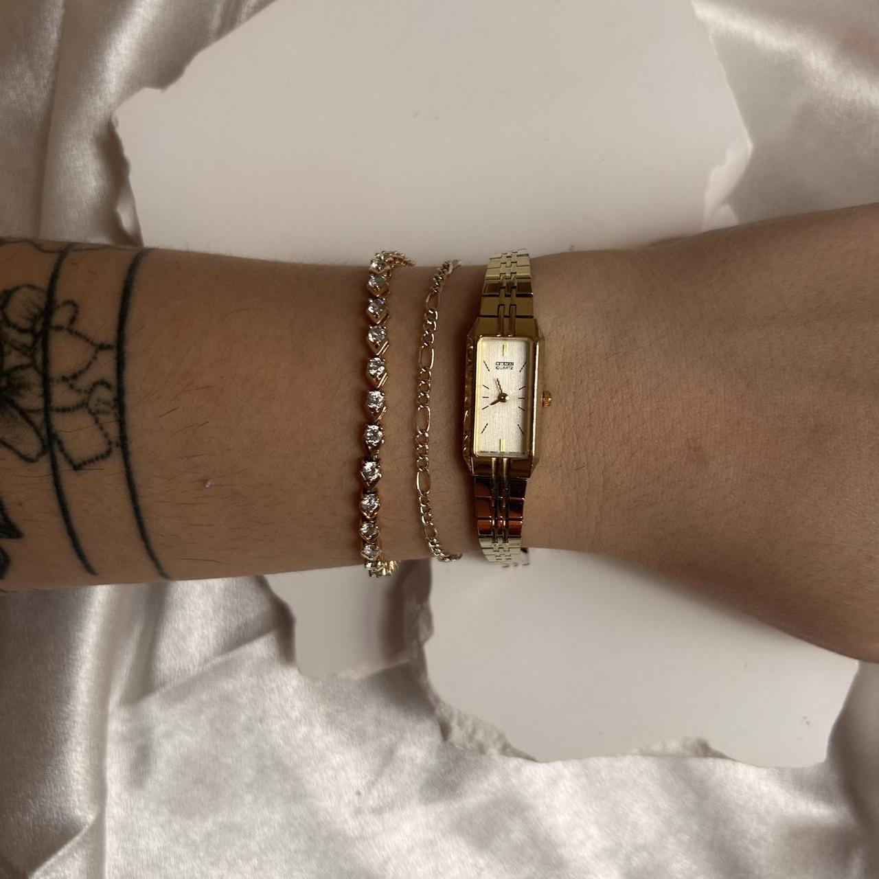 item listed by goldenhourtreasure