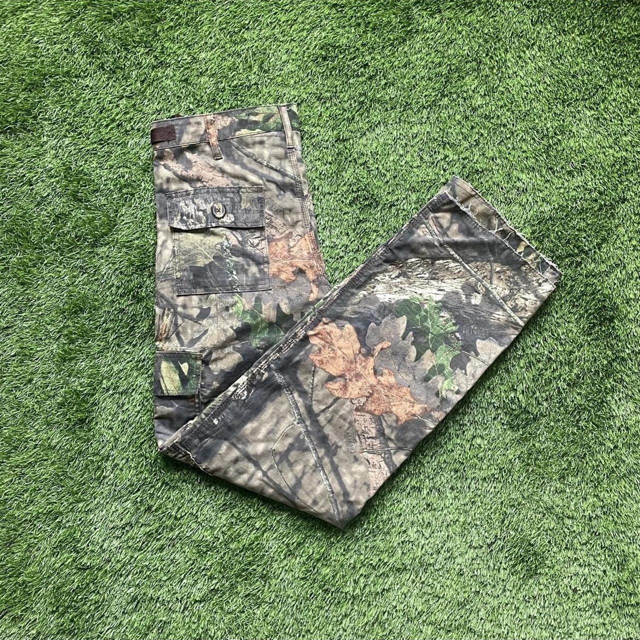 Camo mossy oak pants. Measure to 28x30 but are “size... - Depop