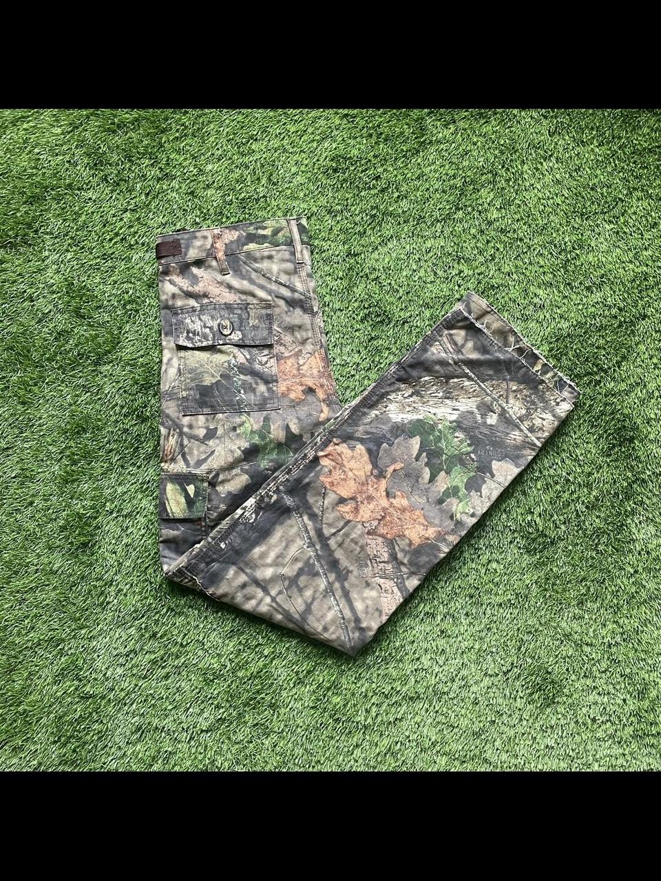 Camo mossy oak pants. Measure to 28x30 but are “size... - Depop