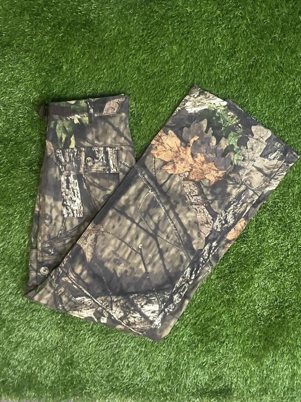 Camo mossy oak pants. Measure to 28x30 but are “size... - Depop