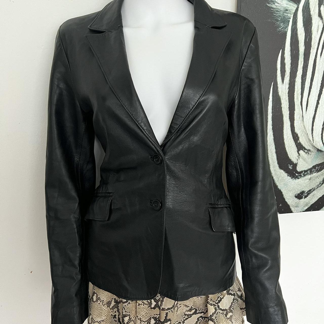 item listed by petitefraisee