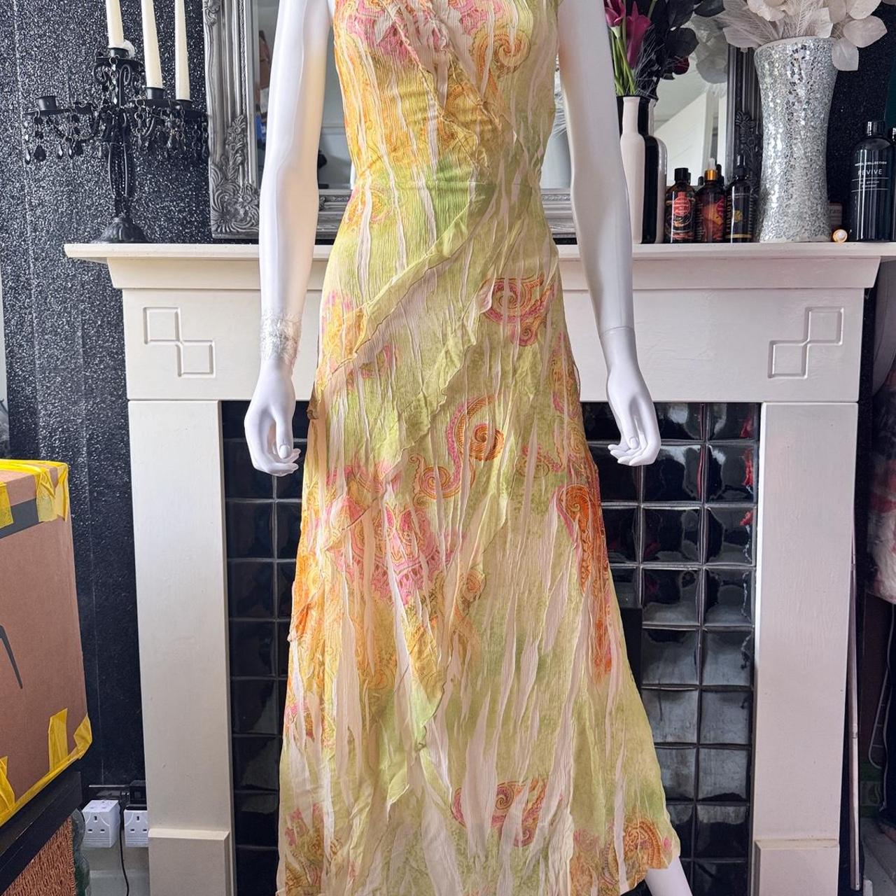 item listed by petitefraisee