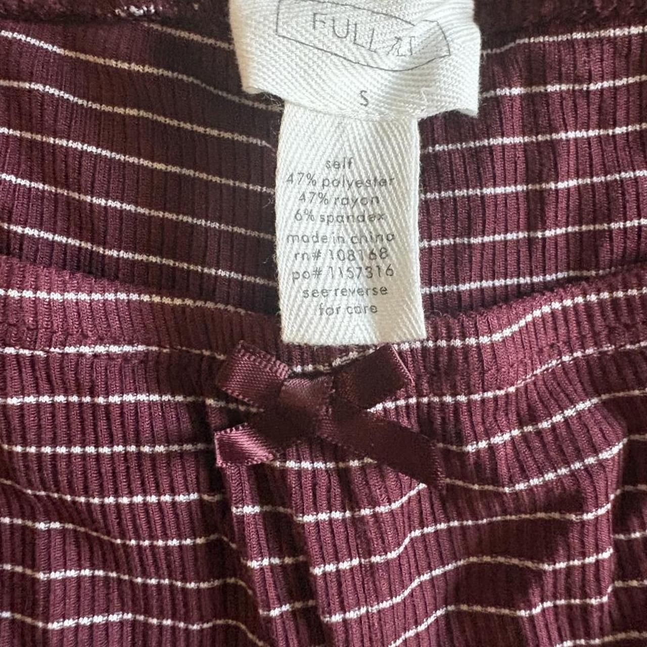 Full tilt women's burgundy and purple trousers