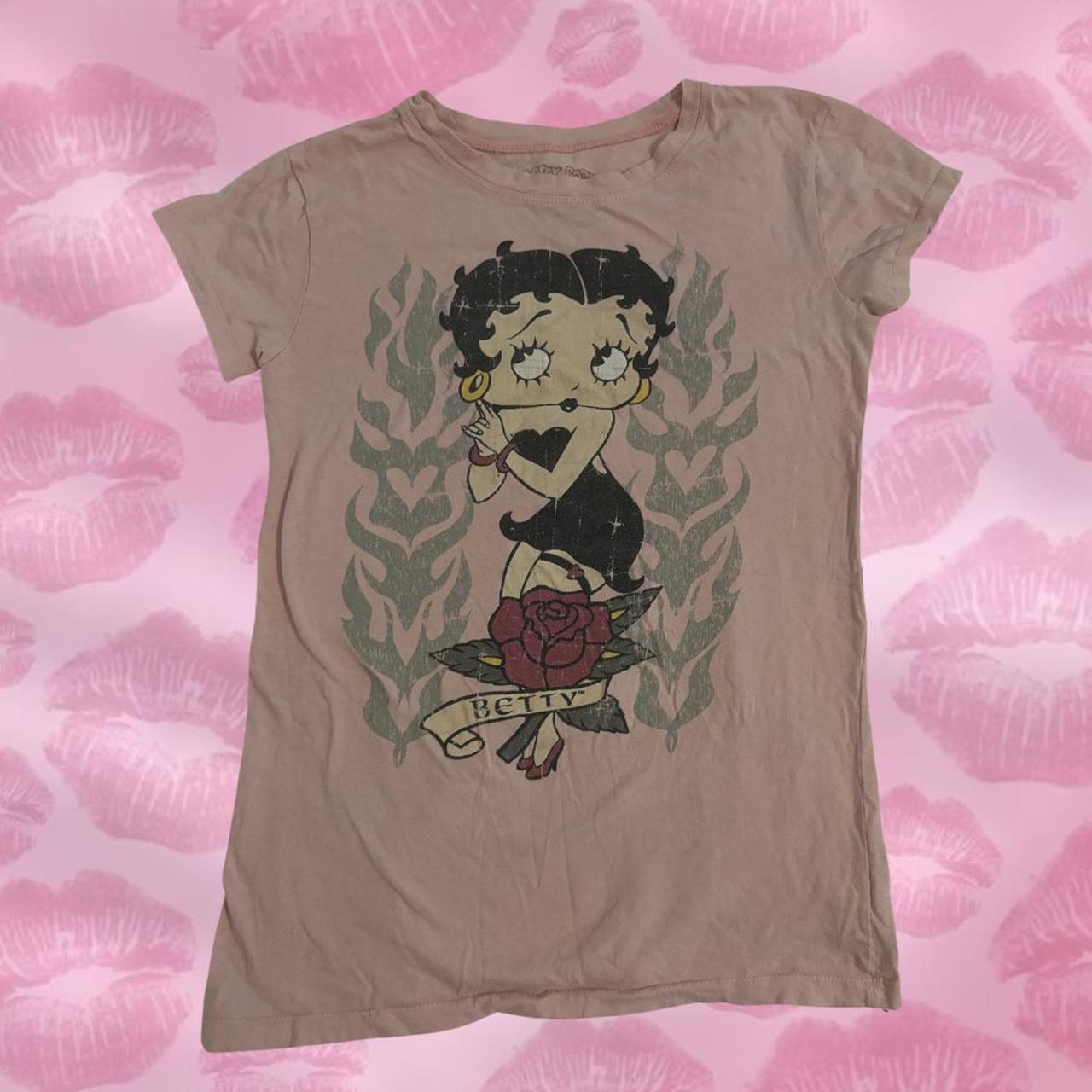 item listed by vvintagevvogue