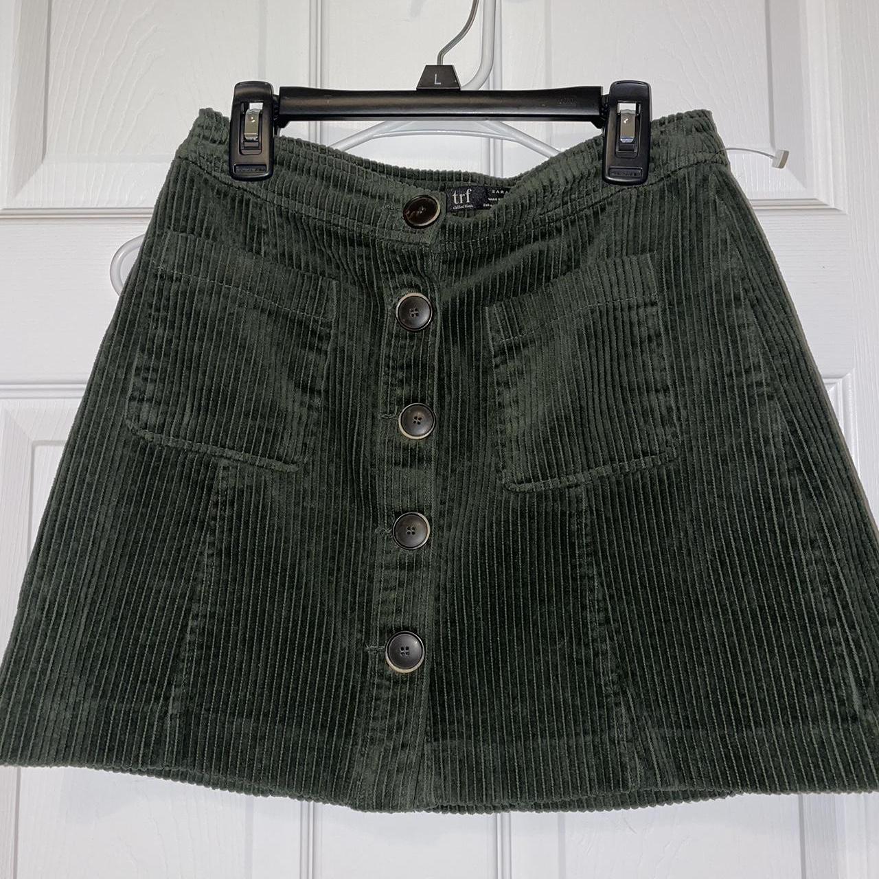 Green Zara corduroy mini Super cute!
