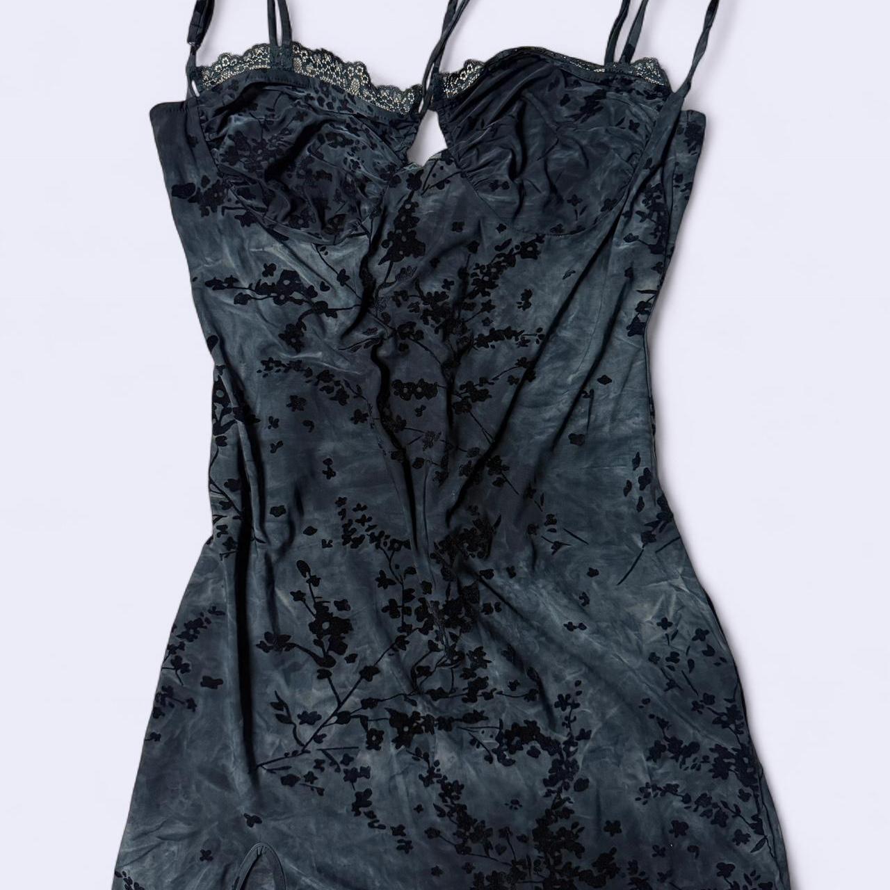 item listed by thestylesourceclothing