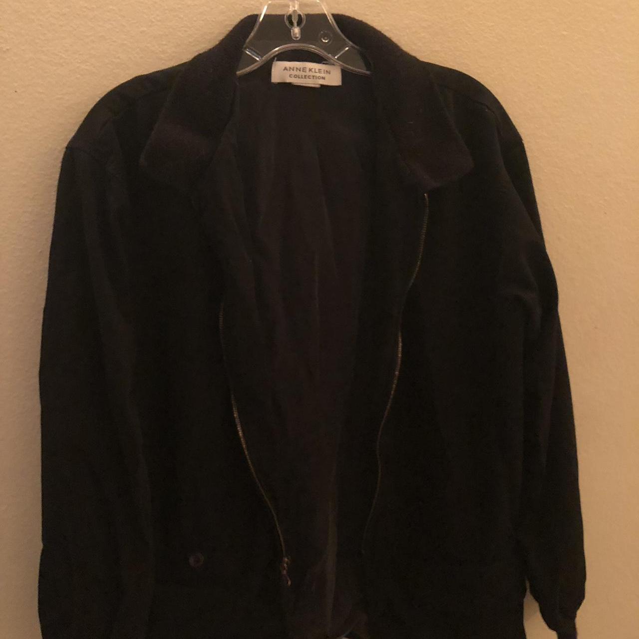 item listed by shaneeicholtz
