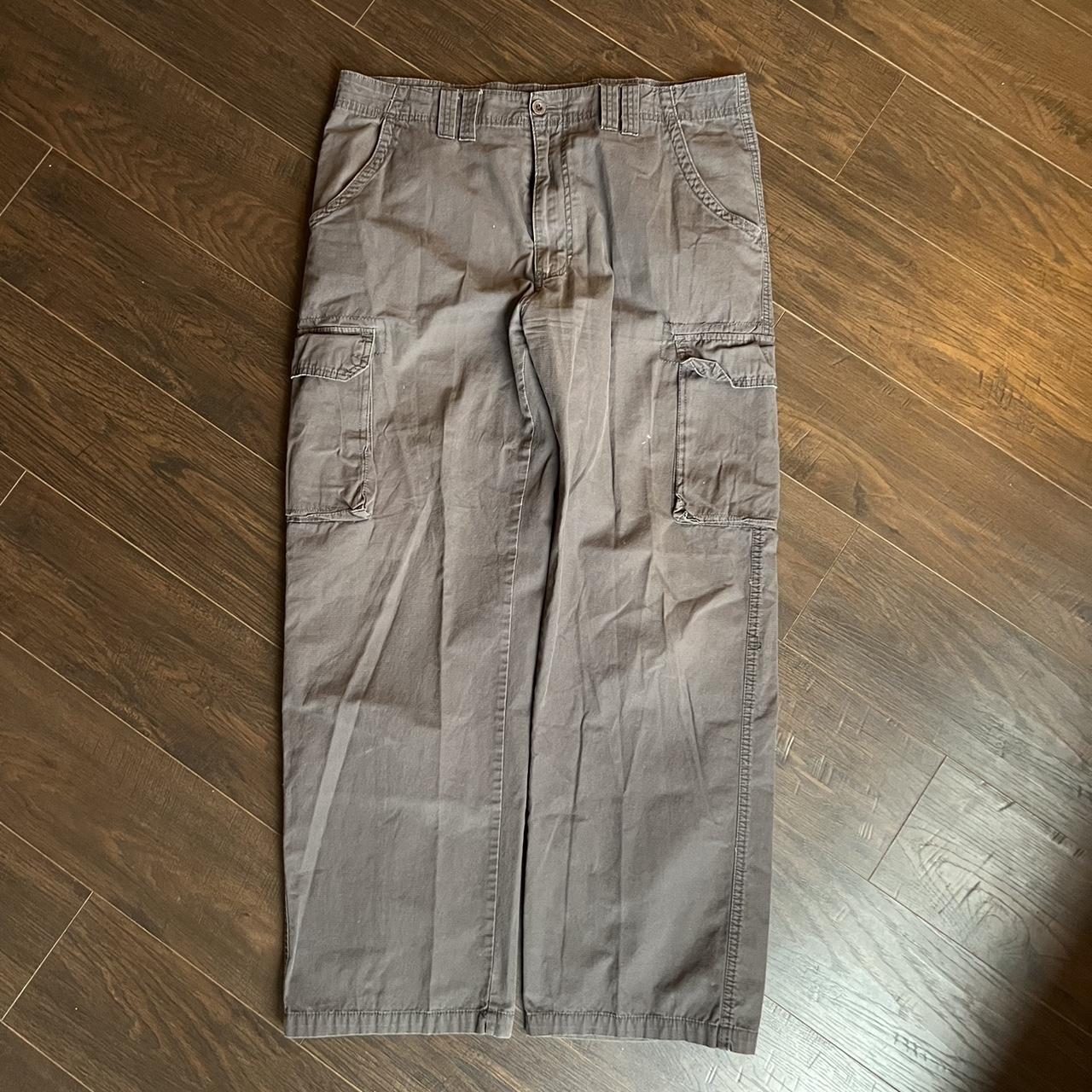 Y2K grey Airwalk light weight cargo pants perfect... - Depop