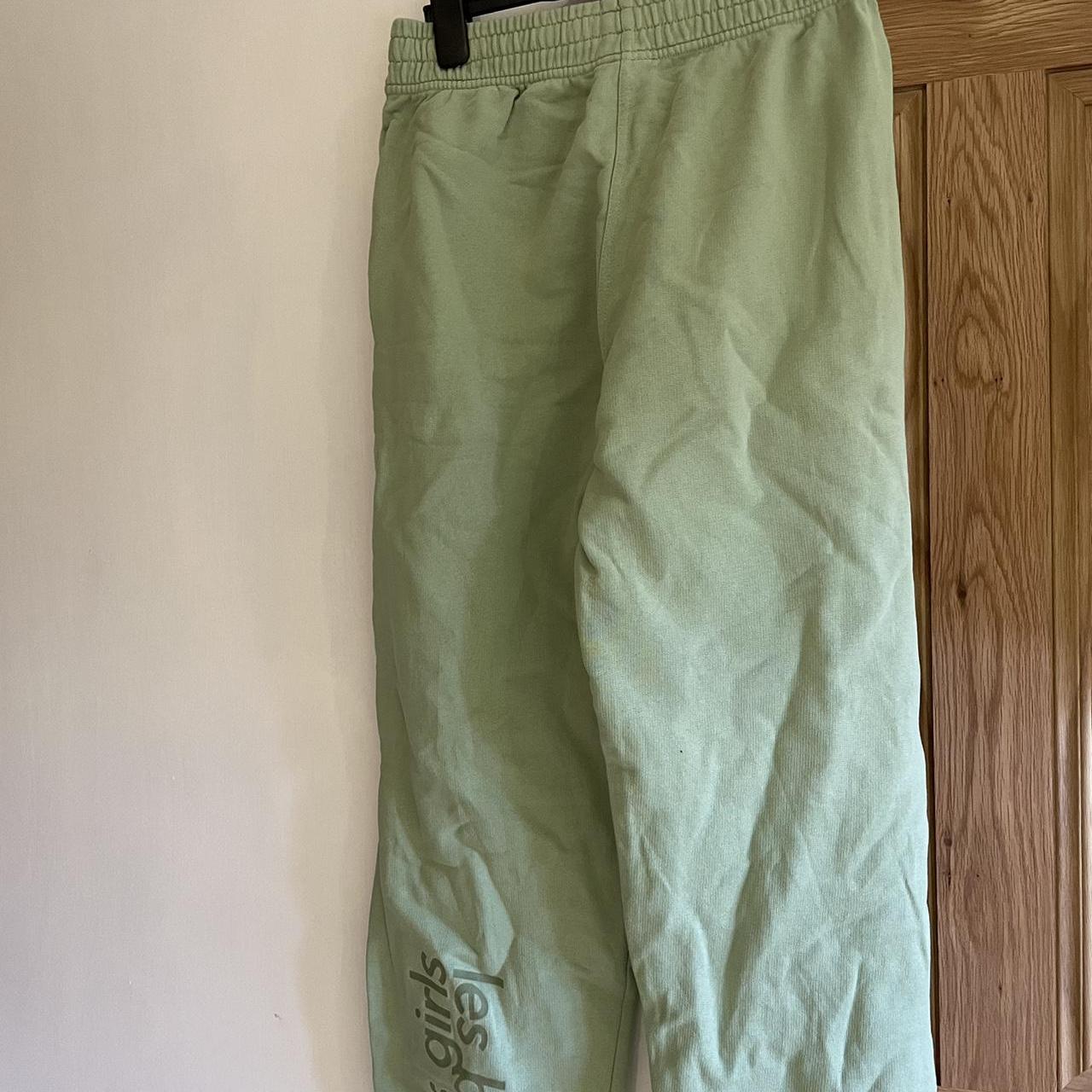 item listed by mryjrynlds