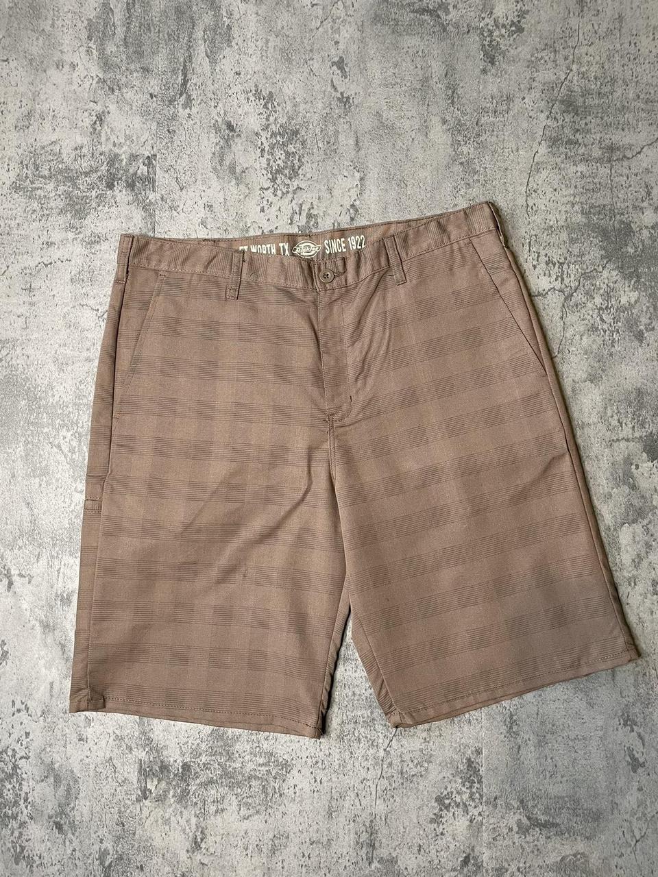 Dickies shorts brown check RN20697 jeans size 36. Depop