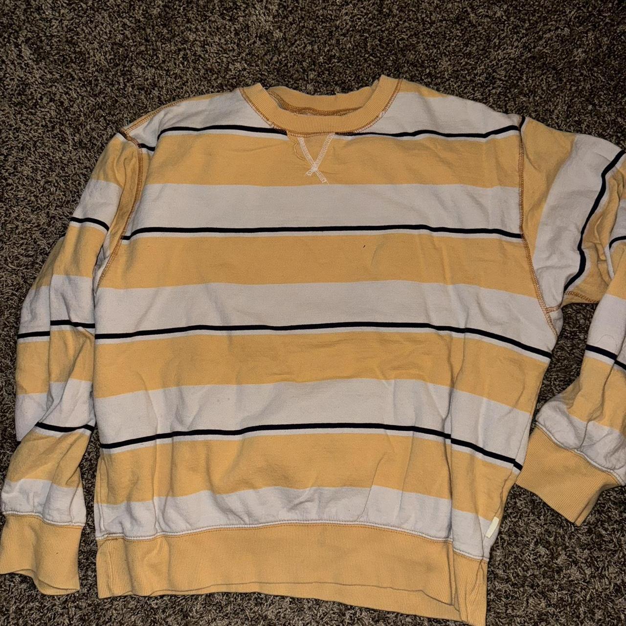 UO sweater - Depop