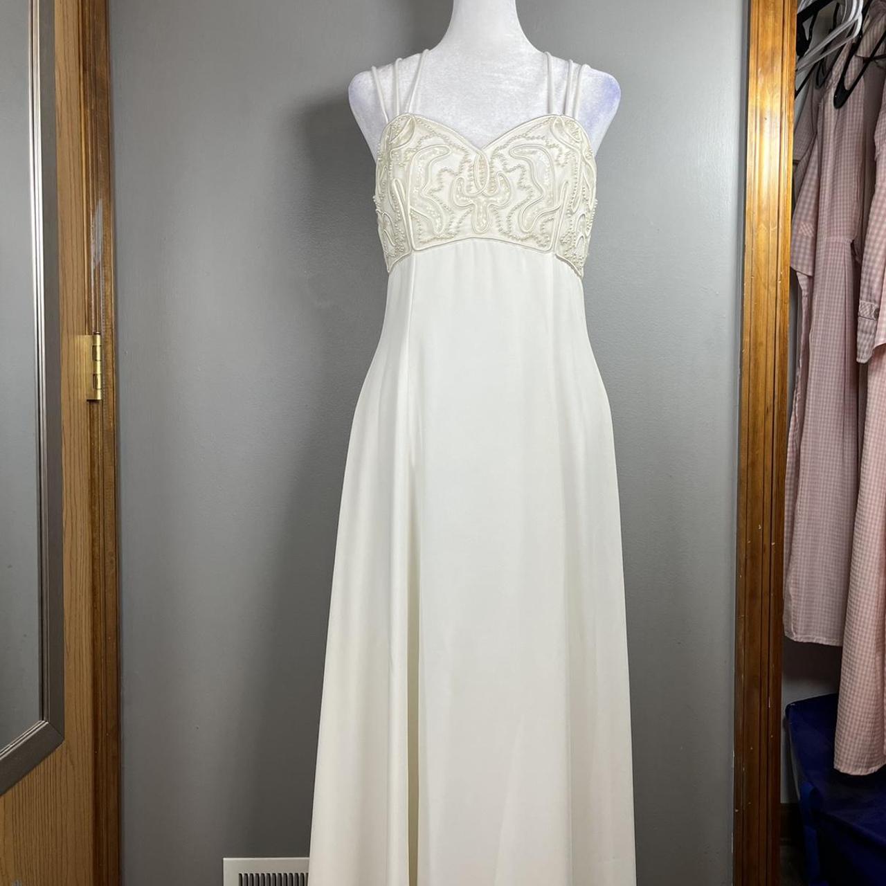item listed by kdthriftandvintage