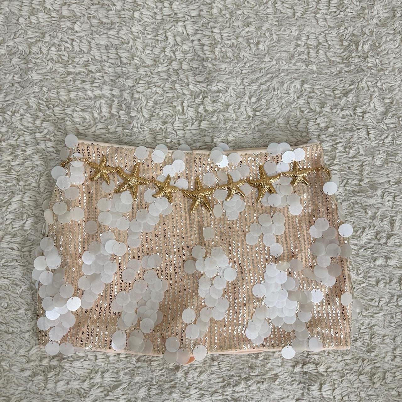item listed by nadialerma00