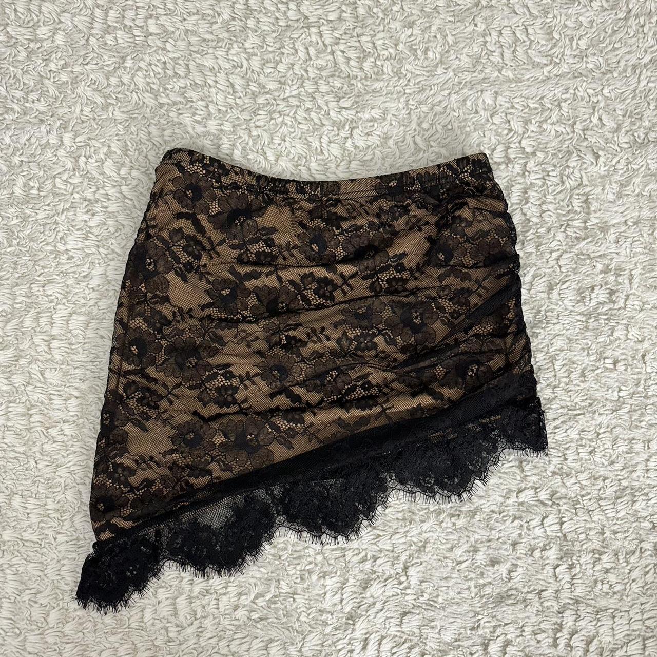 item listed by nadialerma00