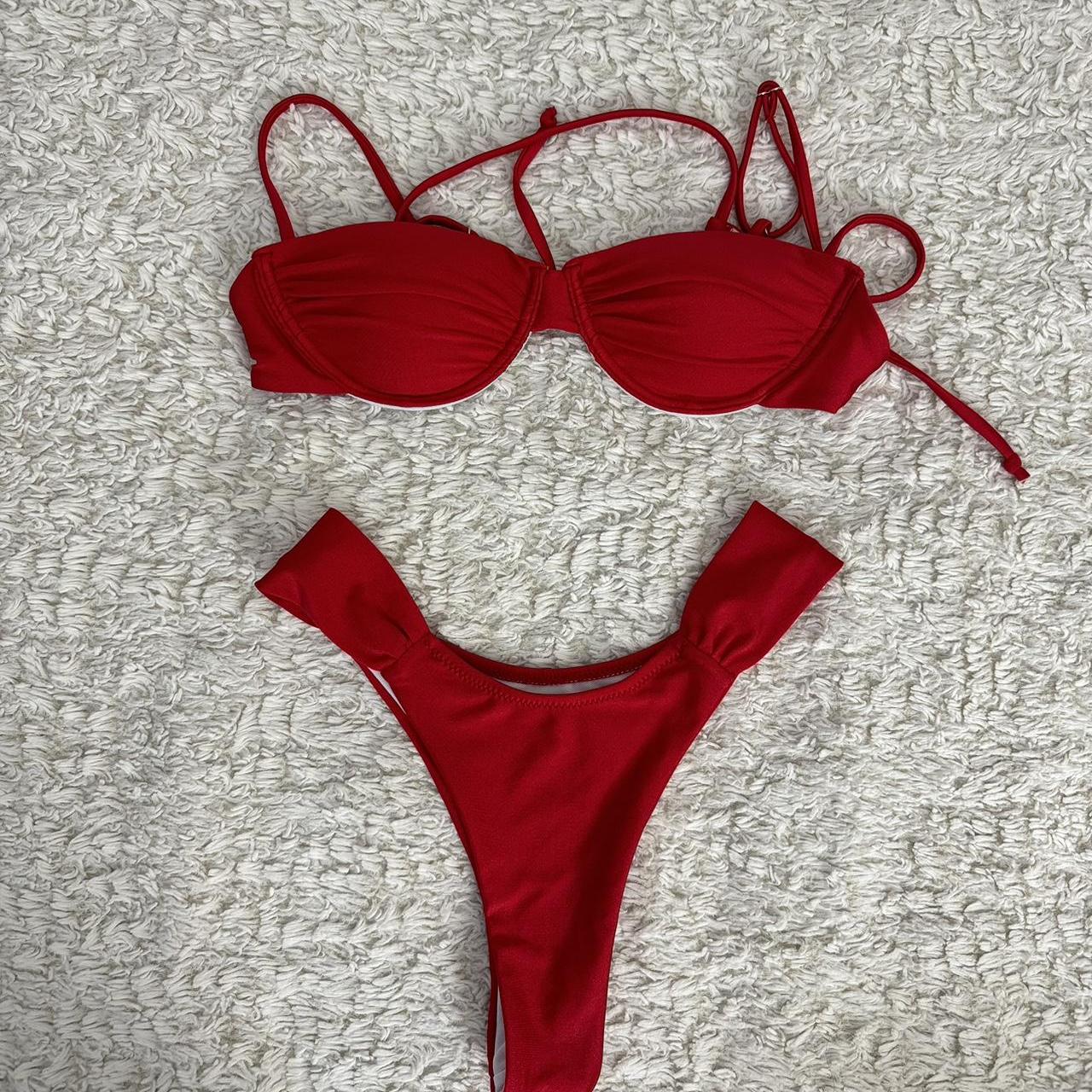 item listed by nadialerma00
