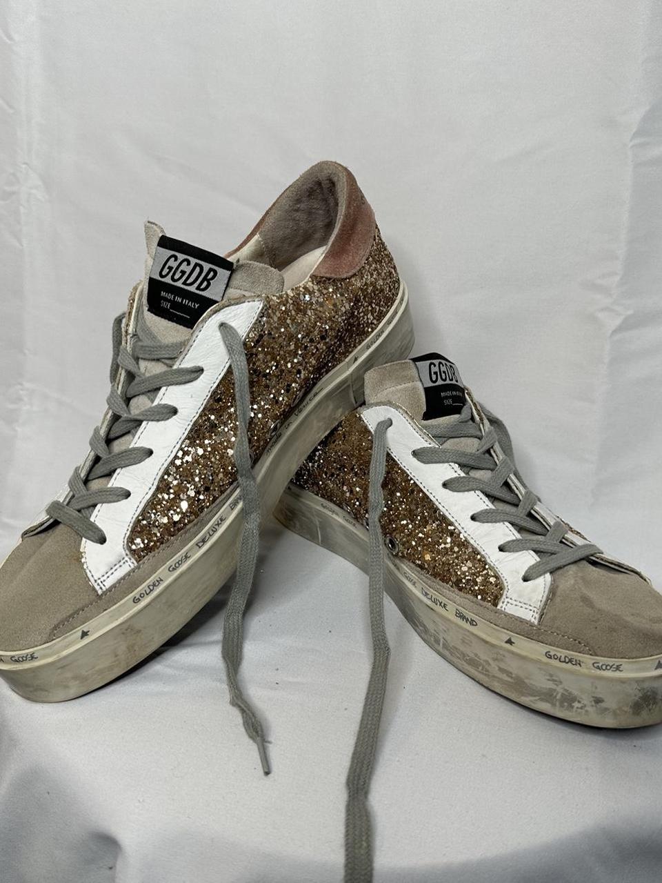 Golden Goose Women's Gold and Pink Trainers