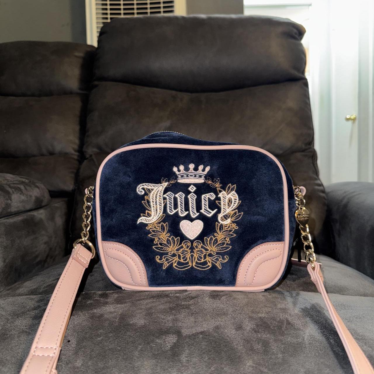 item listed by sanri0h0219