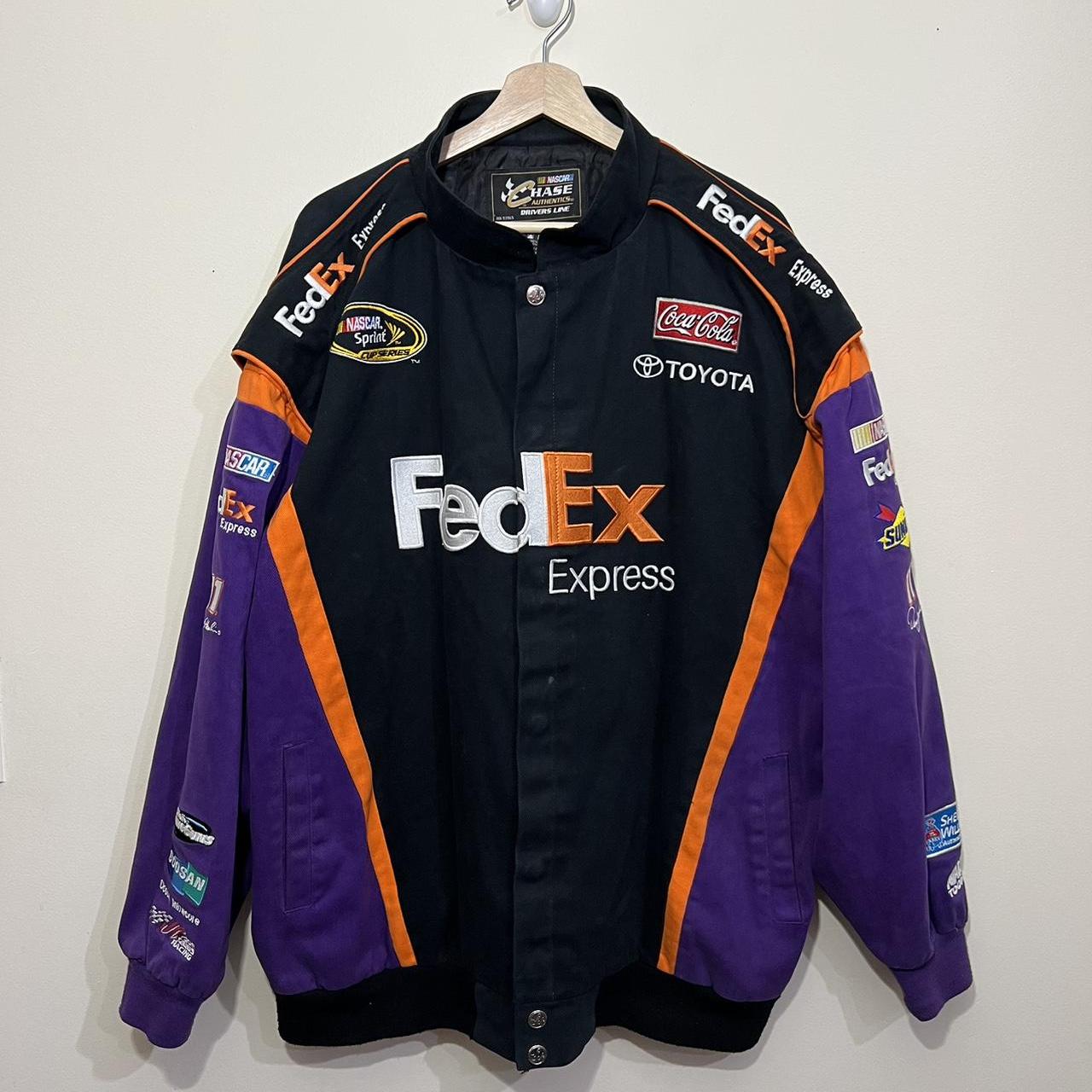 お待たせ！ FedEx レーシングジャケット メンズ